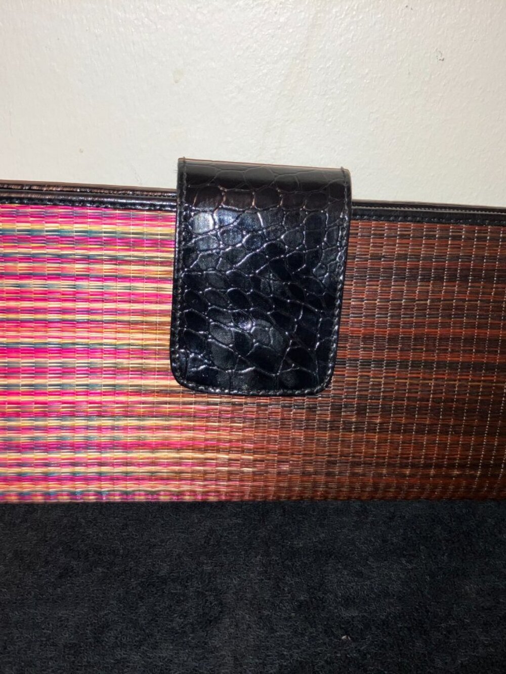 Le Sac Kaltura Two‑Tone Woven Clutch